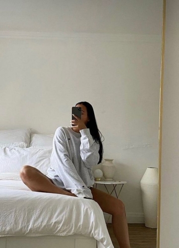 Иришка  Путана Санкт-Петербурга, телефон +7(981)136-33-84, возраст 20 - Фото 2